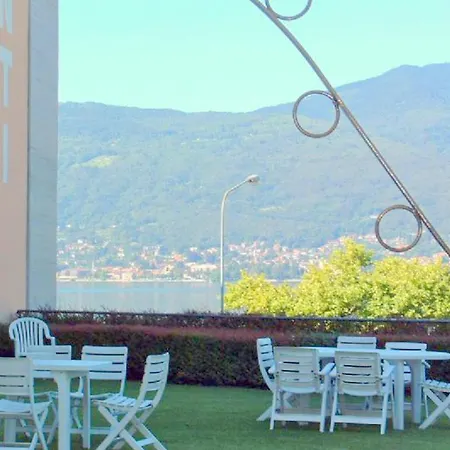 In A On Lake Maggiore Near The Beach * Verbania